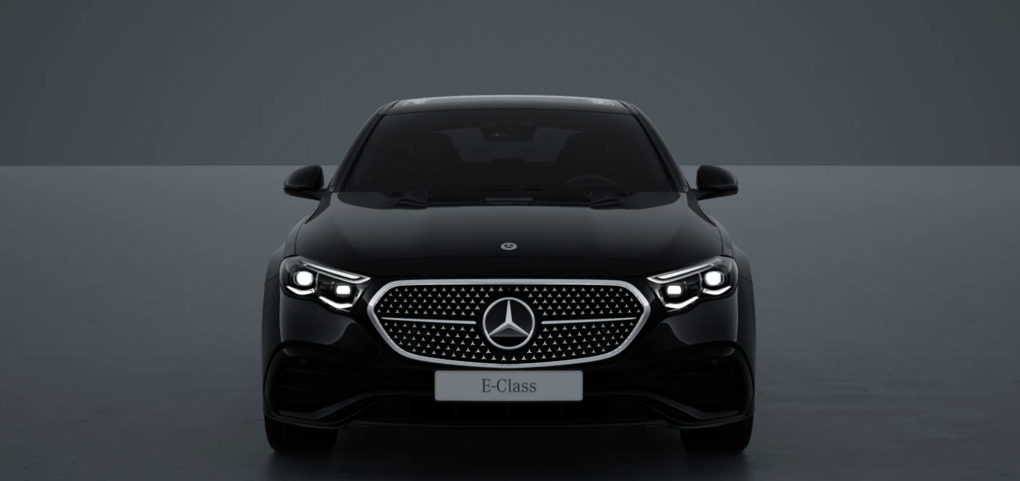 Mercedes E sedan 450d 4matic AMG | nový luxusní byznys sedan | nafta 390 koní | maximální výbava | nové auto ve výrobě | objednání online | super cena | auto eshop | AUTOiBUY.com